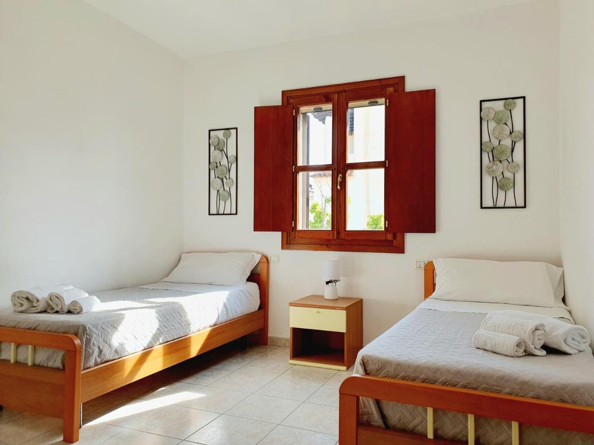 Casa Mara Villa Cala Liberotto Buitenkant foto